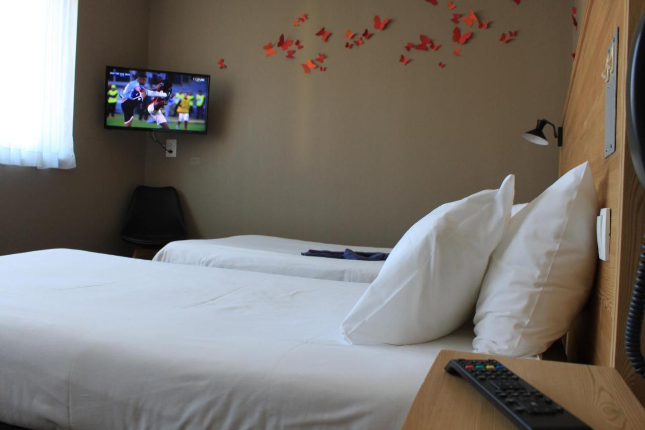 Mon Hotel A Gap Bagian luar foto